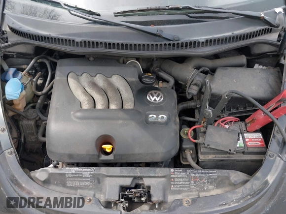 2004 Volkswagen New Beetle Coupe GL with VIN 3VWBK31CX4M416912, listed as a IAAI auction lot 42125377 with 999,999 mi miles. Bid and sale history available at carsss.com. Image 10.