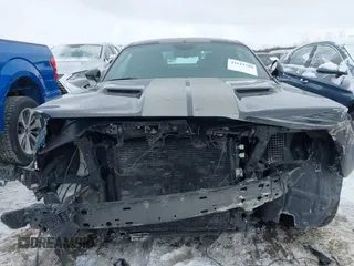 2017 Dodge Challenger SXT Plus z VIN 2C3CDZAG1HH535125, wystawiony jako IAAI lot #41611589 z przebiegiem 56 588 mil mil oraz . Historia ofert i sprzedaży dostępna na DreamBid. Obrazek 13.