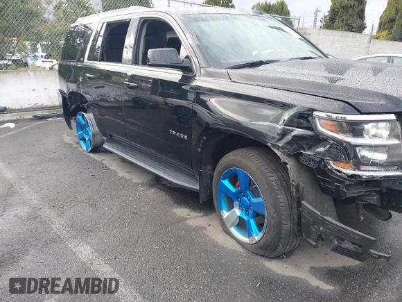 2016 Chevrolet Tahoe LS z VIN 1GNSCAEC8GR387676, wystawiony jako IAAI lot #41774142 z przebiegiem 36 695 mil mil oraz . Historia ofert i sprzedaży dostępna na DreamBid. Obrazek 18.