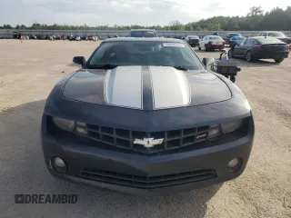 2013 Chevrolet Camaro LT with VIN 2G1FC1E30D9166128, listed as a Copart auction lot 60936725 with 168,914 mi miles and Salvage title. Bid and sale history available at DreamBid. Image 5.