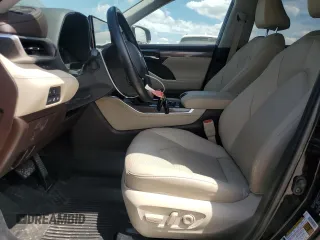 2020 Toyota Highlander Limited z VIN 5TDDZRBH8LS004782, wystawiony jako Copart lot #55988205 z przebiegiem 29 165 mil mil oraz Szkoda całkowita • Salvage title. Historia ofert i sprzedaży dostępna na DreamBid. Obrazek 7.