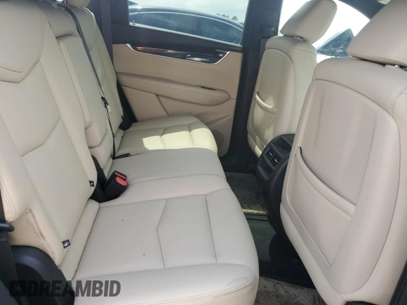 2018 Cadillac XT5 FWD with VIN 1GYKNARS1JZ222767, listed as a Copart auction lot 57989015 with 33,464 mi miles and Salvage title. Bid and sale history available at DreamBid. Image 11.
