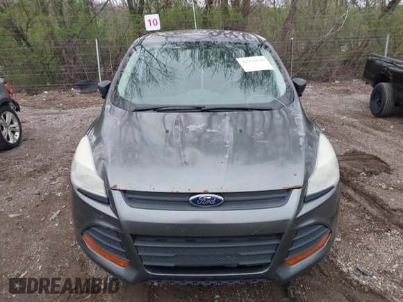 2013 Ford Escape S with VIN 1FMCU0F71DUC06993, listed as a IAAI auction lot 41932626 with 238,691 mi miles. Bid and sale history available at carsss.com. Image 6.