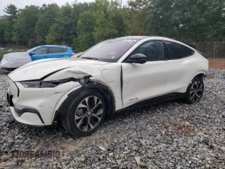 2022 Ford Mustang Mach-E Premium with VIN 3FMTK3SS7NMA55486, listed as a Copart auction lot 43017294 with 29,587 mi miles and Salvage Title. Bid and sale history available at DreamBid. Image 1.