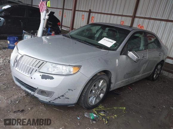 2012 Lincoln MKZ with VIN 3LNHL2JCXCR815823, listed as a IAAI auction lot 41468008 with 178,582 mi miles. Bid and sale history available at carsss.com. Image 17.