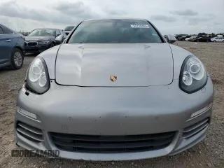 2015 Porsche Panamera 4 with VIN WP0AA2A75FL006960, listed as a Copart auction lot 54758465 with 141,079 mi miles and Clean Title. Bid and sale history available at DreamBid. Image 5.