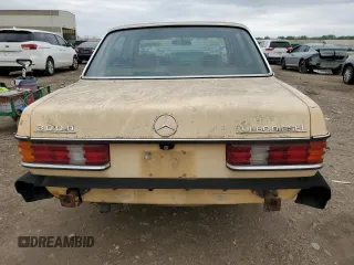 1983 Mercedes-Benz 300 with VIN WDBAB33A2DB030078, listed as a Copart auction lot 54630525 with 233,016 mi miles and Clean Title. Bid and sale history available at carsss.com. Image 6.