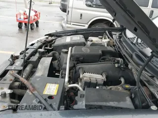 2004 Chevrolet TrailBlazer EXT LS z VIN 1GNET16SX46232028, wystawiony jako IAAI lot #42855436 z przebiegiem 164 239 mil mil oraz . Historia ofert i sprzedaży dostępna na DreamBid. Obrazek 18.