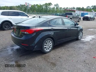 2016 Hyundai Elantra SE z VIN 5NPDH4AE9GH719899, wystawiony jako IAAI lot #42430799 z przebiegiem 150 231 mil mil oraz . Historia ofert i sprzedaży dostępna na DreamBid. Obrazek 4.