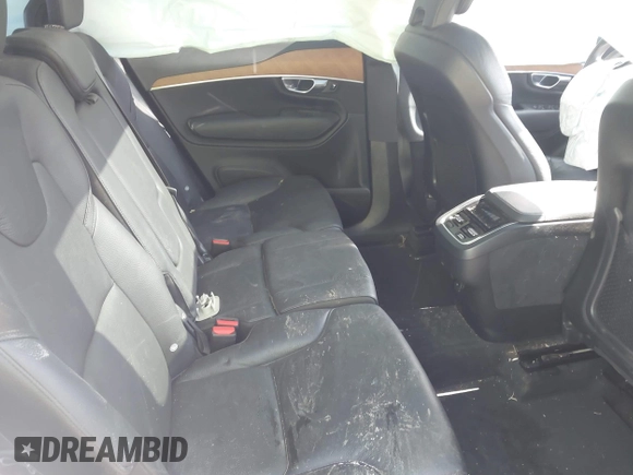 2022 Volvo XC90 Momentum with VIN YV4A22PK7N1845461, listed as a IAAI auction lot 42029880 with 37,794 mi miles and . Bid and sale history available at DreamBid. Image 8.