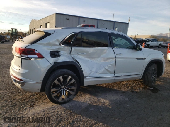 2022 Volkswagen Atlas SEL Premium R-Line with VIN 1V2FE2CA8NC218722, listed as a Copart auction lot 85142904 with 25,396 mi miles and Salvage title. Bid and sale history available at DreamBid. Image 3.