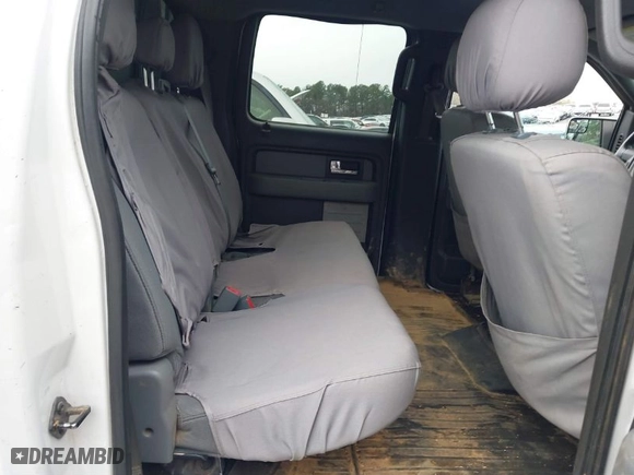 2014 Ford F-150 XL with VIN 1FTFW1EF8EFB42841, listed as a IAAI auction lot 41836094 with 258,074 mi miles. Bid and sale history available at carsss.com. Image 8.