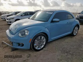 2013 Volkswagen Beetle 2.5L с VIN 3VWJX7AT9DM610416, выставлен на аукционе Copart как лот 59980085 с пробегом 151 190 миль миль и Списание • Salvage title. История ставок и продаж доступна на DreamBid. Изображение 1.