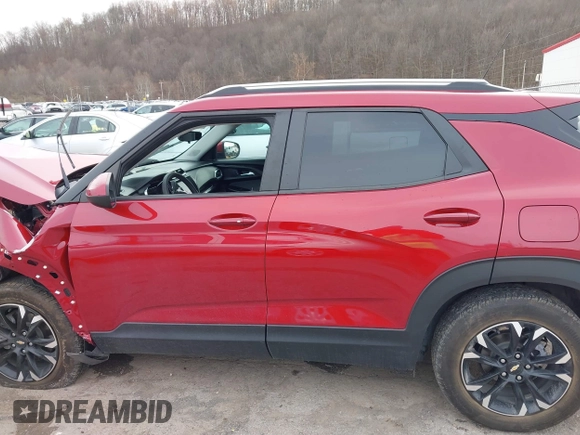 2021 Chevrolet TrailBlazer LT with VIN KL79MPS26MB065526, listed as a IAAI auction lot 40937877 with 14,789 mi miles. Bid and sale history available at carsss.com. Image 15.