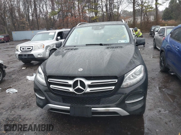 2018 Mercedes-Benz GLE 350 with VIN 4JGDA5HB9JB051872, listed as a IAAI auction lot 41972147 with 48,417 mi miles and . Bid and sale history available at DreamBid. Image 12.