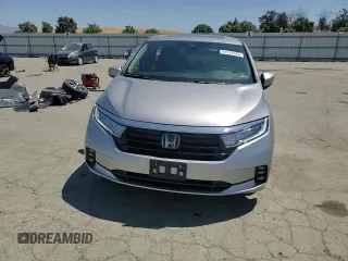 2023 Honda Odyssey Touring with VIN 5FNRL6H86PB043474, listed as a Copart auction lot 61672545 with 39,176 mi miles and Salvage title. Bid and sale history available at DreamBid. Image 14.