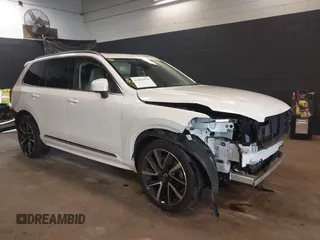 2023 Volvo XC90 Plus with VIN YV4062PN1P1985051, listed as a IAAI auction lot 41890979 with 60,922 mi miles. Bid and sale history available at carsss.com. Image 1.