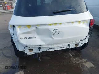 2023 Mercedes-Benz EQB 250+ z VIN W1N9M0CB1PN057869, wystawiony jako IAAI lot #41203125 z przebiegiem 15 534 mil mil oraz . Historia ofert i sprzedaży dostępna na DreamBid. Obrazek 21.