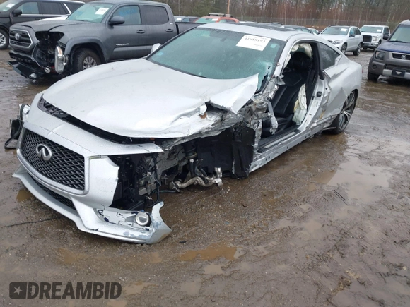 2018 Infiniti Q60 3.0t LUXE with VIN JN1EV7EL4JM391184, listed as a IAAI auction lot 41688193 with 123,925 mi miles. Bid and sale history available at carsss.com. Image 6.
