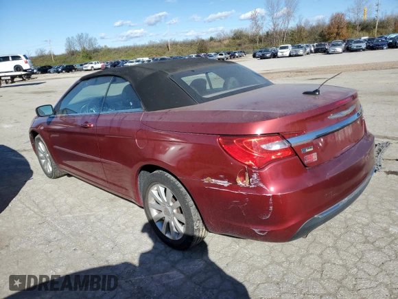 2011 Chrysler 200 Touring z VIN 1C3BC2EG7BN537704, wystawiony jako Copart lot #79815014 z przebiegiem 100 293 mil mil oraz Czysty tytuł • Clean title. Historia ofert i sprzedaży dostępna na DreamBid. Obrazek 2.