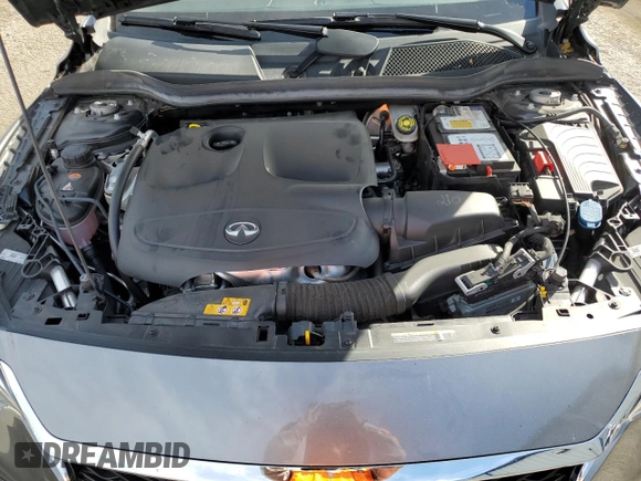 2019 Infiniti QX30 Essential with VIN SJKCH5CP5KA010822, listed as a Copart auction lot 75909634 with 33,563 mi miles and Salvage title. Bid and sale history available at DreamBid. Image 13.