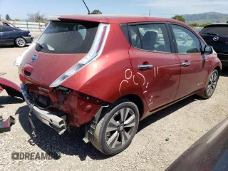 2015 Nissan LEAF SV with VIN 1N4AZ0CPXFC308356, listed as a Copart auction lot 52043783 with 71,353 mi miles. Bid and sale history available at carsss.com. Image 3.