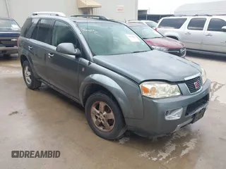 2007 Saturn VUE V6 z VIN 5GZCZ53487S838580, wystawiony jako IAAI lot #42117071 z przebiegiem 224 255 mil mil oraz . Historia ofert i sprzedaży dostępna na DreamBid. Obrazek 1.