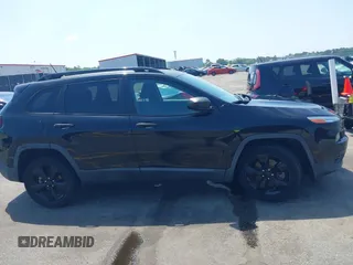 2017 Jeep Cherokee Sport z VIN 1C4PJLAB4HW514620, wystawiony jako IAAI lot #42070912 z przebiegiem 78 302 mil mil oraz . Historia ofert i sprzedaży dostępna na DreamBid. Obrazek 13.