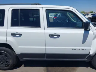 2014 Jeep Patriot Sport with VIN 1C4NJPBB1ED730204, listed as a IAAI auction lot 42498489 with 118,037 mi miles and . Bid and sale history available at DreamBid. Image 13.