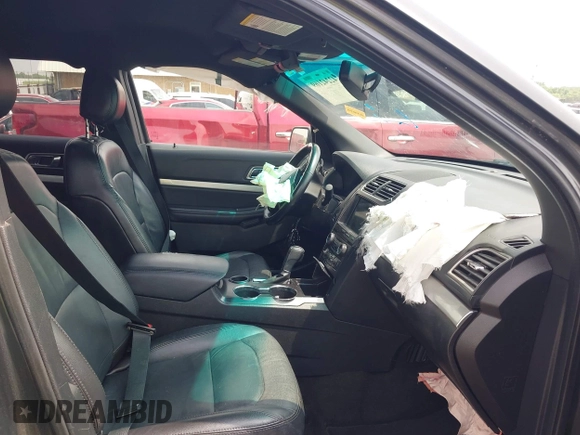 2017 Ford Explorer XLT with VIN 1FM5K7D82HGA76097, listed as a IAAI auction lot 42242169 with Not provided miles and . Bid and sale history available at DreamBid. Image 5.