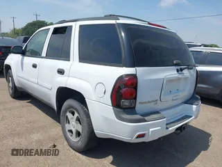 2006 Chevrolet TrailBlazer LS with VIN 1GNDT13S662170413, listed as a IAAI auction lot 42058322 with 1 mi miles. Bid and sale history available at carsss.com. Image 3.