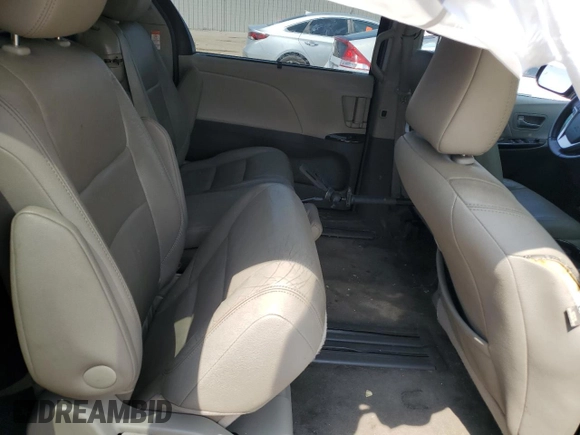 2017 Toyota Sienna XLE Auto Access Seat с VIN 5TDYZ3DC4HS848423, выставлен на аукционе Copart как лот 60653135 с пробегом 140 371 миль миль и Списание • Salvage title. История ставок и продаж доступна на DreamBid. Изображение 11.