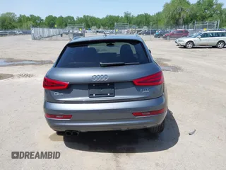 2015 Audi Q3 Premium Plus с VIN WA1EFCFS6FR010285, выставлен на аукционе IAAI как лот 42202068 с пробегом 104 945 миль миль и . История ставок и продаж доступна на DreamBid. Изображение 17.