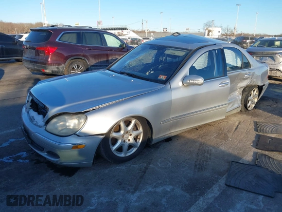 2006 Mercedes-Benz S 430 with VIN WDBNG83J96A481663, listed as a IAAI auction lot 41364480 with Not Provided miles and . Bid and sale history available at carsss.com. Image 18.