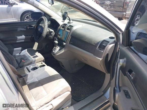 2008 Honda CR-V LX with VIN 3CZRE38368G705279, listed as a IAAI auction lot 41945465 with 280,593 mi miles. Bid and sale history available at carsss.com. Image 5.