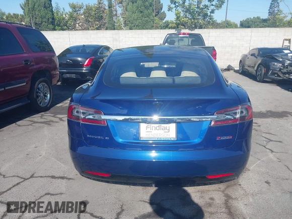 2016 Tesla Model S 90D with VIN 5YJSA1E48GF161604, listed as a IAAI auction lot 39977345 with 32,789 mi miles and . Bid and sale history available at DreamBid. Image 16.