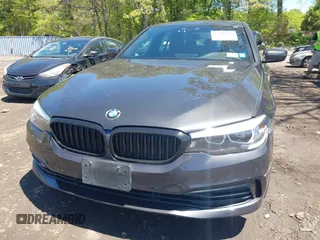 2019 BMW 5 Series 530i xDrive с VIN WBAJA7C58KG909998, выставлен на аукционе IAAI как лот 42203841 с пробегом 132 313 миль миль и . История ставок и продаж доступна на DreamBid. Изображение 12.