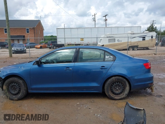 2015 Volkswagen Jetta S с VIN 3VW2K7AJ3FM306356, выставлен на аукционе IAAI как лот 42244687 с пробегом 87 901 миль миль и . История ставок и продаж доступна на DreamBid. Изображение 15.