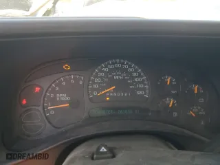 2006 Chevrolet Silverado 1500 LS with VIN 1GCEC19X66Z116391, listed as a Copart auction lot 84517514 with 261,898 mi miles and Salvage Title. Bid and sale history available at carsss.com. Image 9.