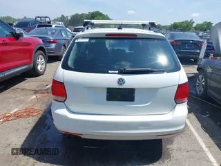 2014 Volkswagen Jetta TDI with VIN 3VWPL7AJ0EM611346, listed as a IAAI auction lot 42533049 with 131,929 mi miles and . Bid and sale history available at DreamBid. Image 16.