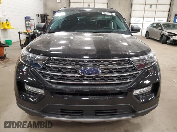 2023 Ford Explorer XLT with VIN 1FMSK8DH6PGB89641, listed as a Copart auction lot 48202405 with 16,758 mi miles and Salvage Title. Bid and sale history available at carsss.com. Image 5.
