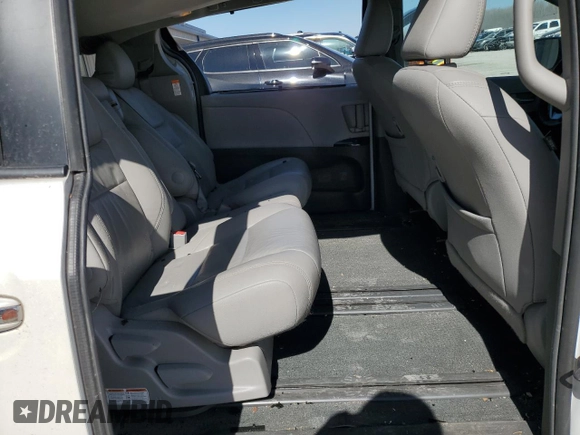 2017 Toyota Sienna XLE Auto Access Seat with VIN 5TDYZ3DC5HS889336, listed as a Copart auction lot 49524165 with 89,005 mi miles and Salvage Title. Bid and sale history available at carsss.com. Image 12.