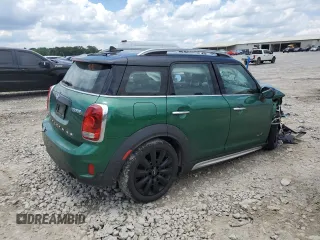 2020 MINI Countryman Cooper S with VIN WMZYX1C06L3L24945, listed as a Copart auction lot 61231204 with Not Provided miles and Salvage Title. Bid and sale history available at carsss.com. Image 3.