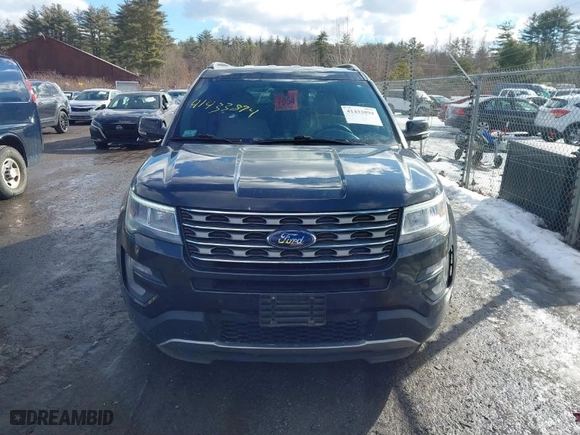 2017 Ford Explorer XLT with VIN 1FM5K8DH4HGC36289, listed as a IAAI auction lot 41433894 with 71,681 mi miles. Bid and sale history available at carsss.com. Image 12.
