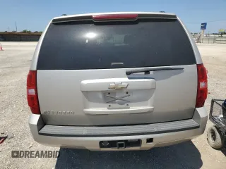 2008 Chevrolet Suburban LTZ with VIN 3GNFC16J18G179705, listed as a Copart auction lot 67915664 with 189,847 mi miles and Salvage Title. Bid and sale history available at carsss.com. Image 6.