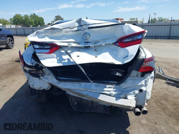 2021 Toyota Camry SE Nightshade with VIN 4T1G11AKXMU478406, listed as a IAAI auction lot 42106018 with 51,990 mi miles and . Bid and sale history available at DreamBid. Image 17.
