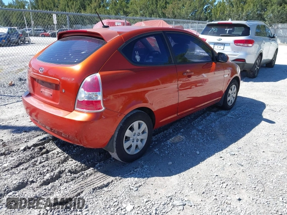 2008 Hyundai Accent GS with VIN KMHCM36C28U076792, listed as a IAAI auction lot 41726467 with 125,906 mi miles. Bid and sale history available at carsss.com. Image 4.