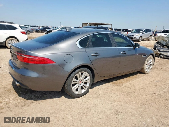 2017 Jaguar XF 35t Premium z VIN SAJBD4BVXHCY30235, wystawiony jako Copart lot #59047575 z przebiegiem 72 178 mil mil oraz Czysty tytuł • Clean title. Historia ofert i sprzedaży dostępna na DreamBid. Obrazek 3.