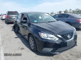 2017 Nissan Sentra S z VIN 3N1AB7AP8HY302854, wystawiony jako IAAI lot #42246324 z przebiegiem 84 109 mil mil oraz . Historia ofert i sprzedaży dostępna na DreamBid. Obrazek 1.