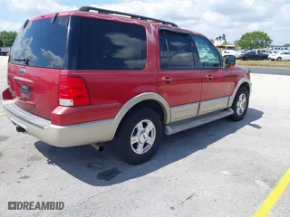 2005 Ford Expedition Eddie Bauer with VIN 1FMPU175X5LA40873, listed as a IAAI auction lot 42017353 with 216,737 mi miles. Bid and sale history available at carsss.com. Image 4.